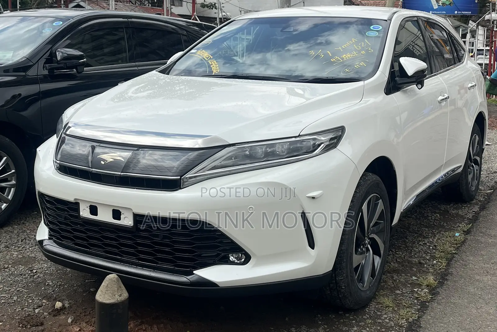 Toyota Harrier 2.0 Turbo 2019 White