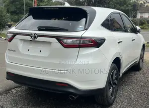 Toyota Harrier 2.0 Turbo 2019 White