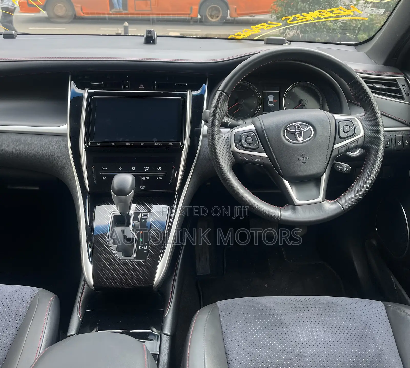Toyota Harrier 2.0 Turbo 2019 White