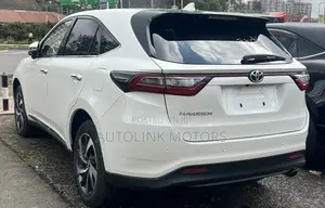 Toyota Harrier 2.0 Turbo 2019 White