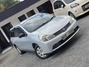 Nissan Wingroad 2014 Silver