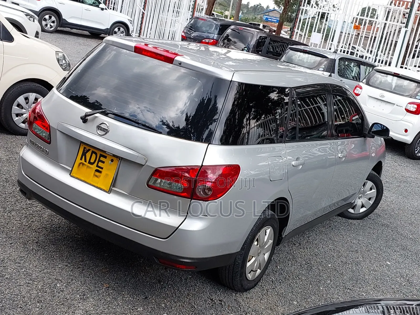 Nissan Wingroad 2014 Silver