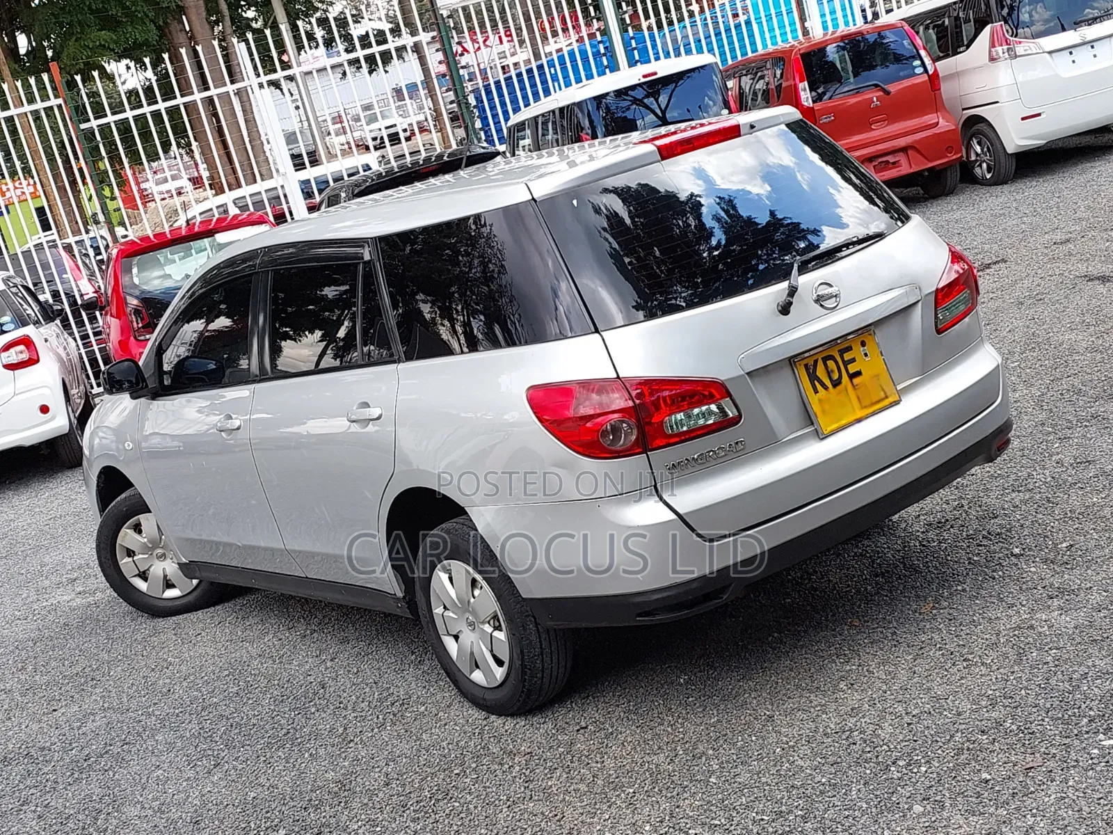 Nissan Wingroad 2014 Silver