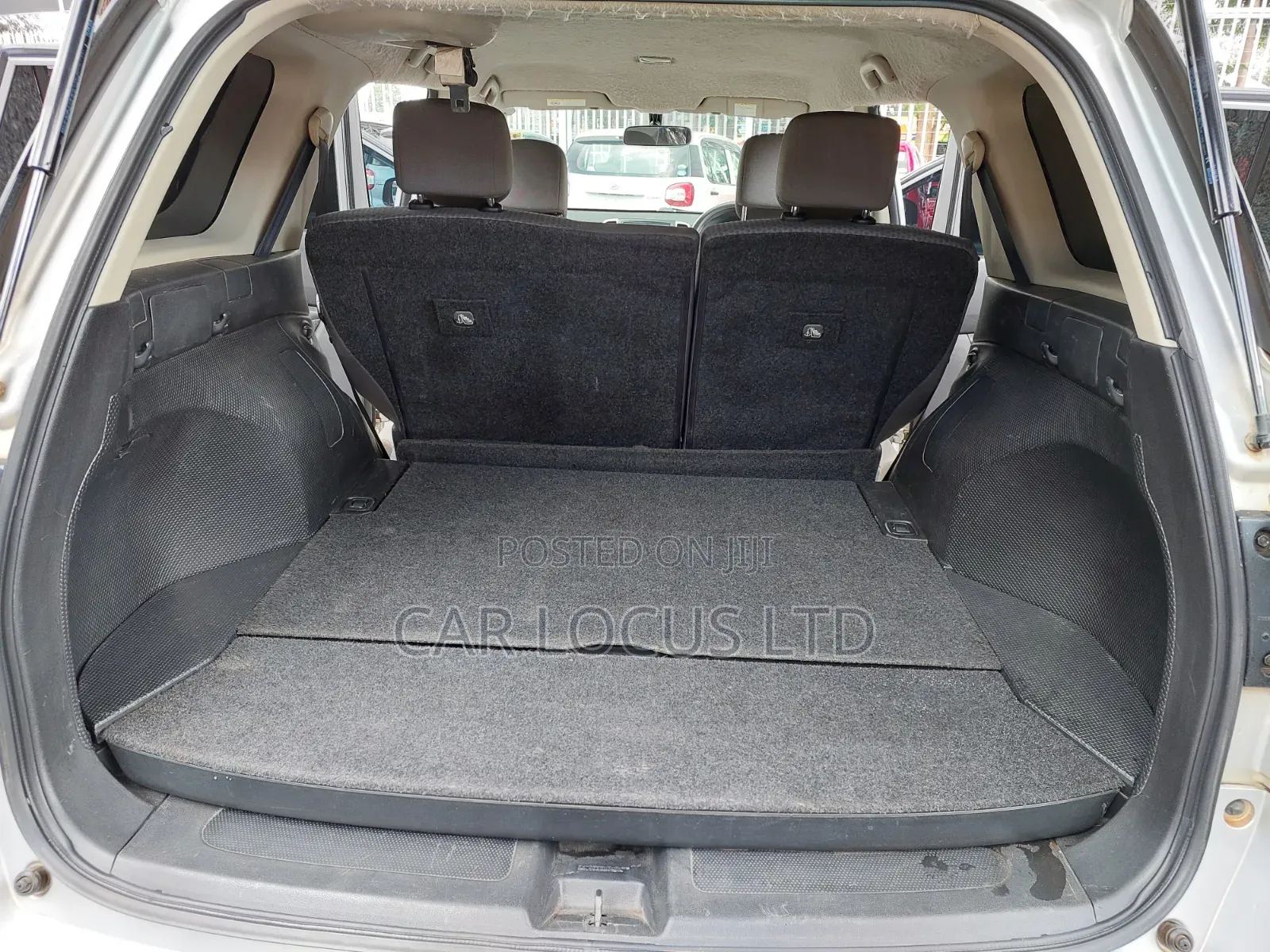 Nissan Wingroad 2014 Silver