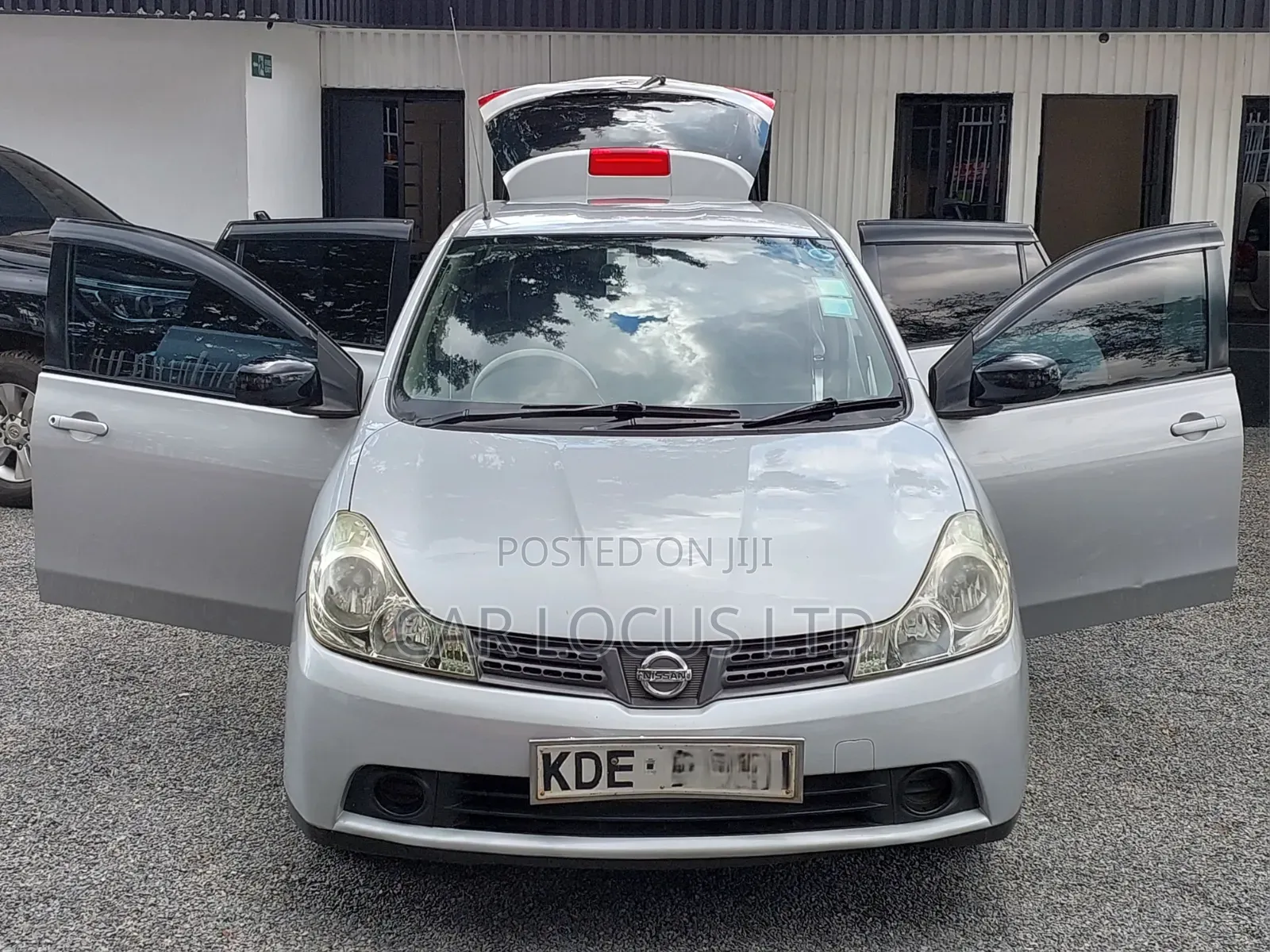 Nissan Wingroad 2014 Silver