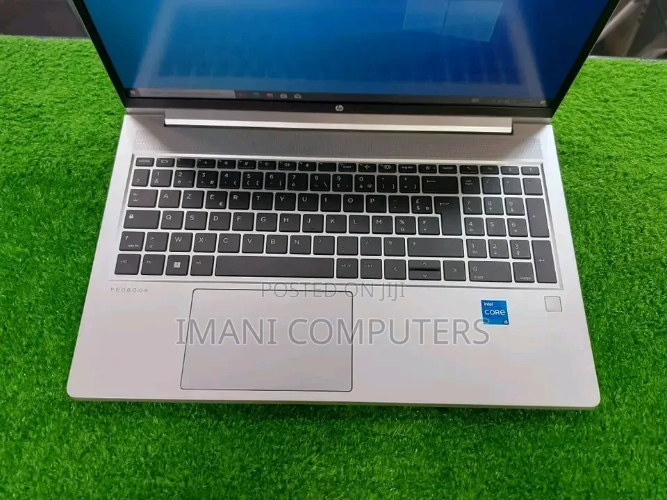 New Laptop HP ProBook 450 8GB Intel Core i5 SSD 256GB