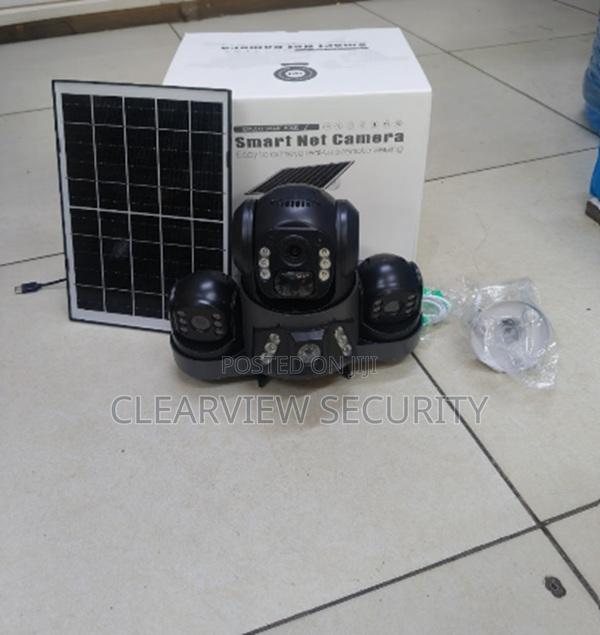 4g Solar Powered Triple Lens PTZ Surveillance Camera.