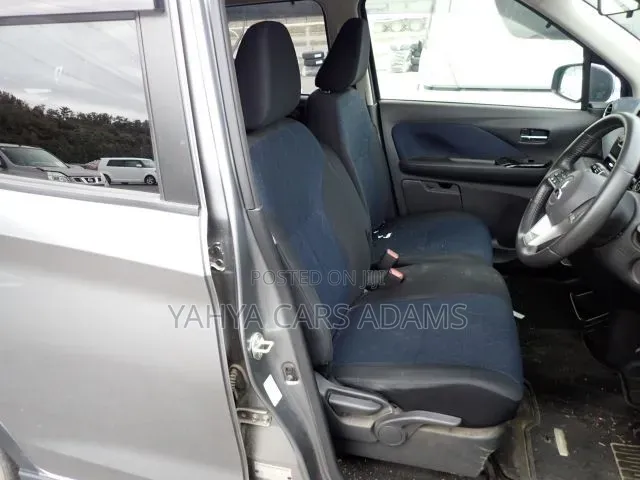 Mitsubishi EK Wagon 2020 Gray