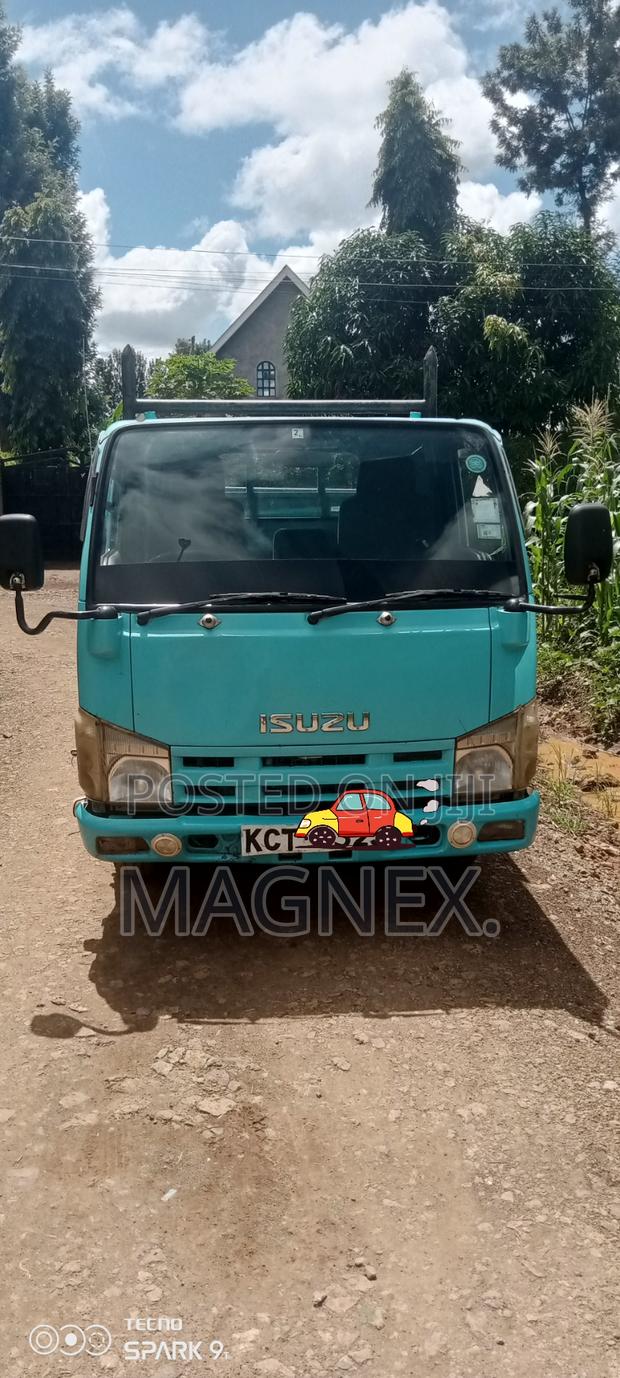Isuzu Elf for Sale. - main view