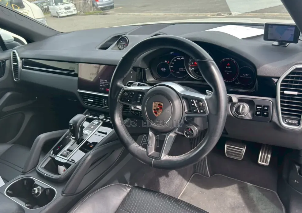 Porsche Cayenne S 2021 Pearl