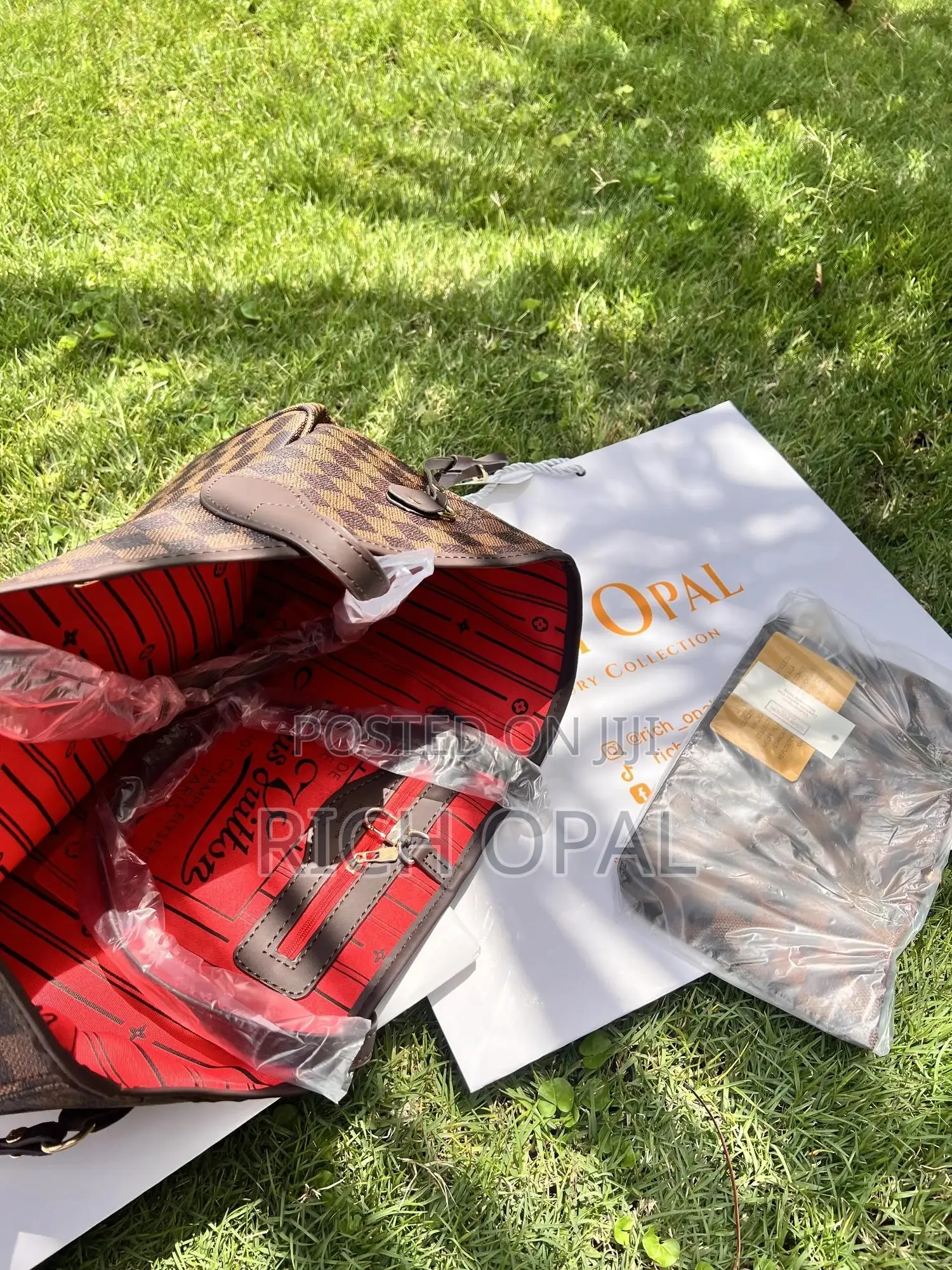 Lv Neverfull