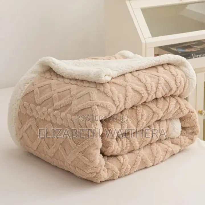 Sherpa Woolen Blankets . 4 by 6_couch Size