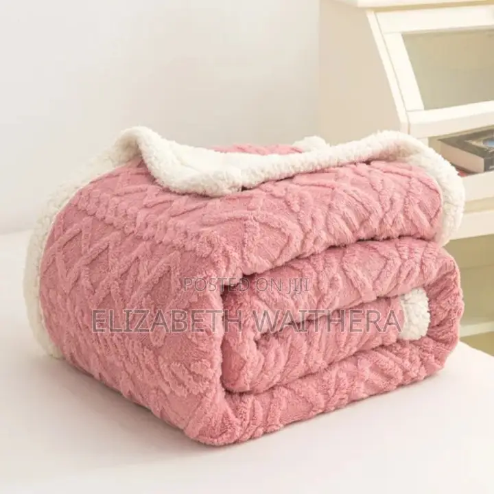 Sherpa Woolen Blankets . 4 by 6_couch Size