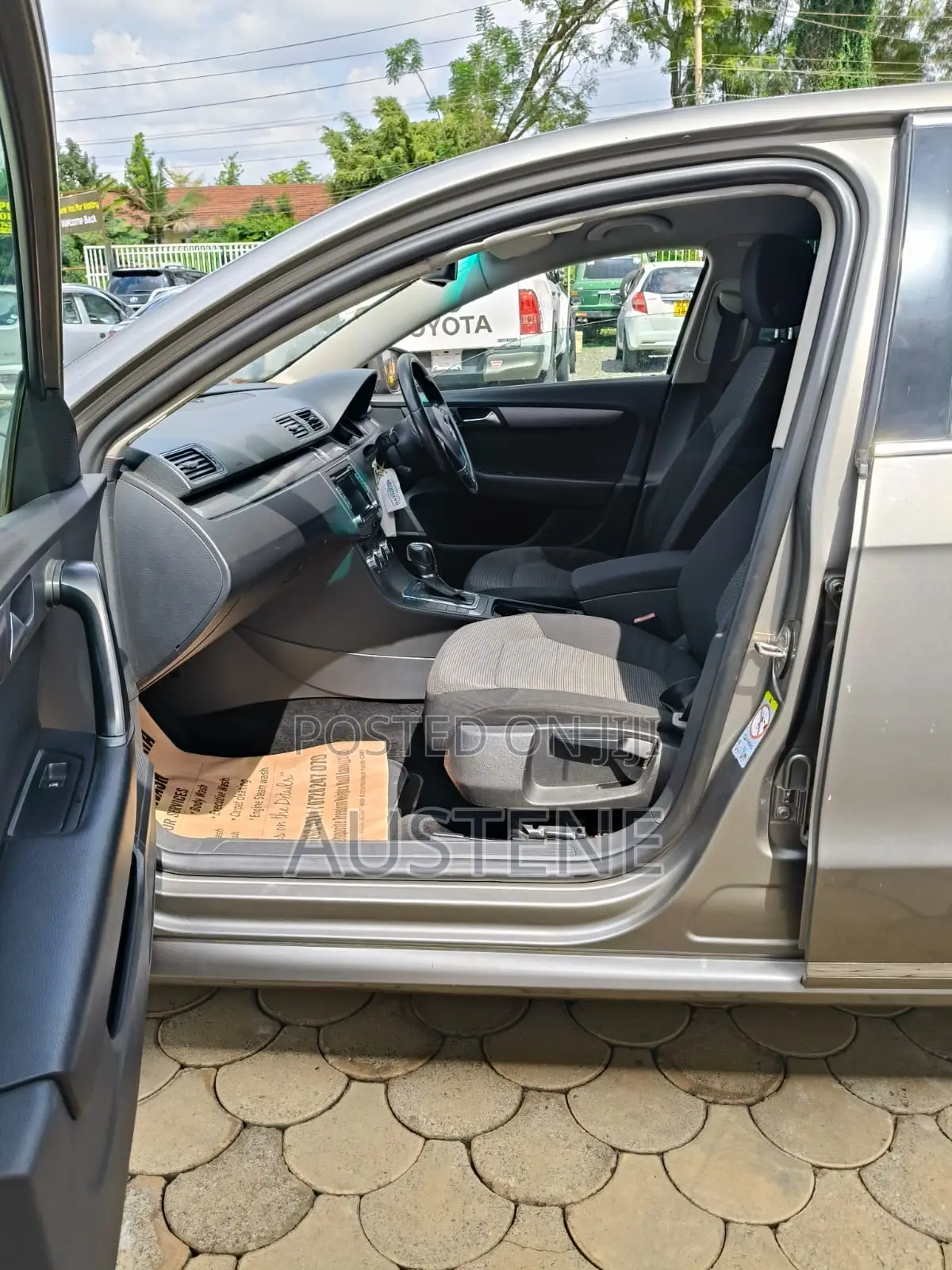 Volkswagen Passat 2013 Beige