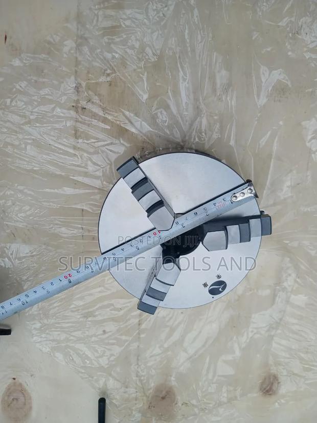 6 Inch 3-Jaw Self Centering Lathe Chuck With Back Plate