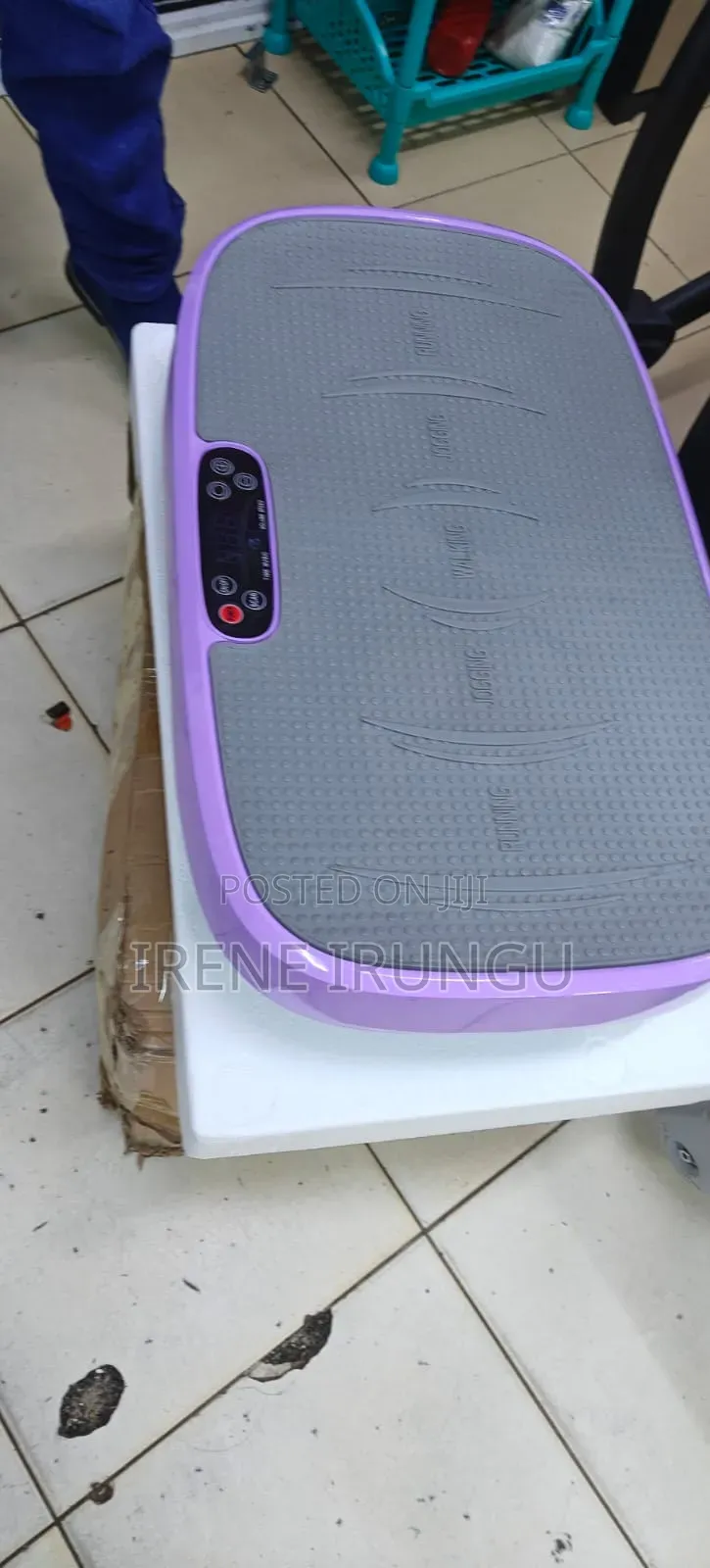 Big Vibration Plate With Resistance Handles
