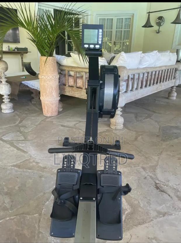 Concept 2 Rower Machine - thumbnail 3