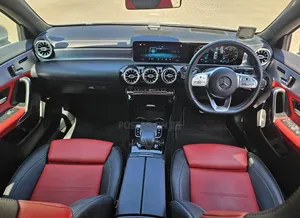Mercedes-Benz A-Class 2019 Silver