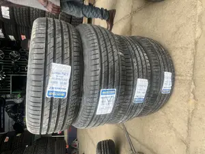 225/55r17 Maxtrek