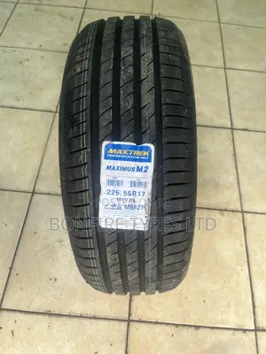 225/55r17 Maxtrek