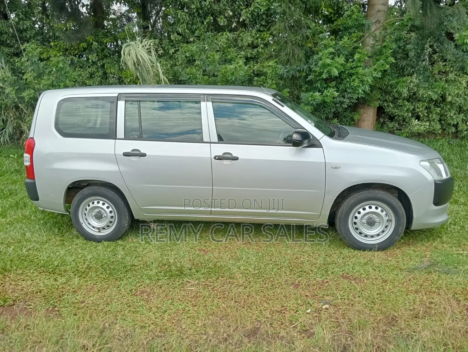 Toyota Probox 2020 Silver