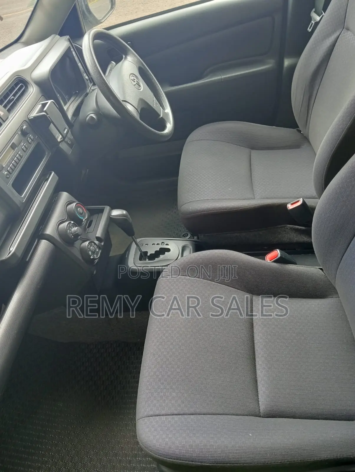 Toyota Probox 2020 Silver