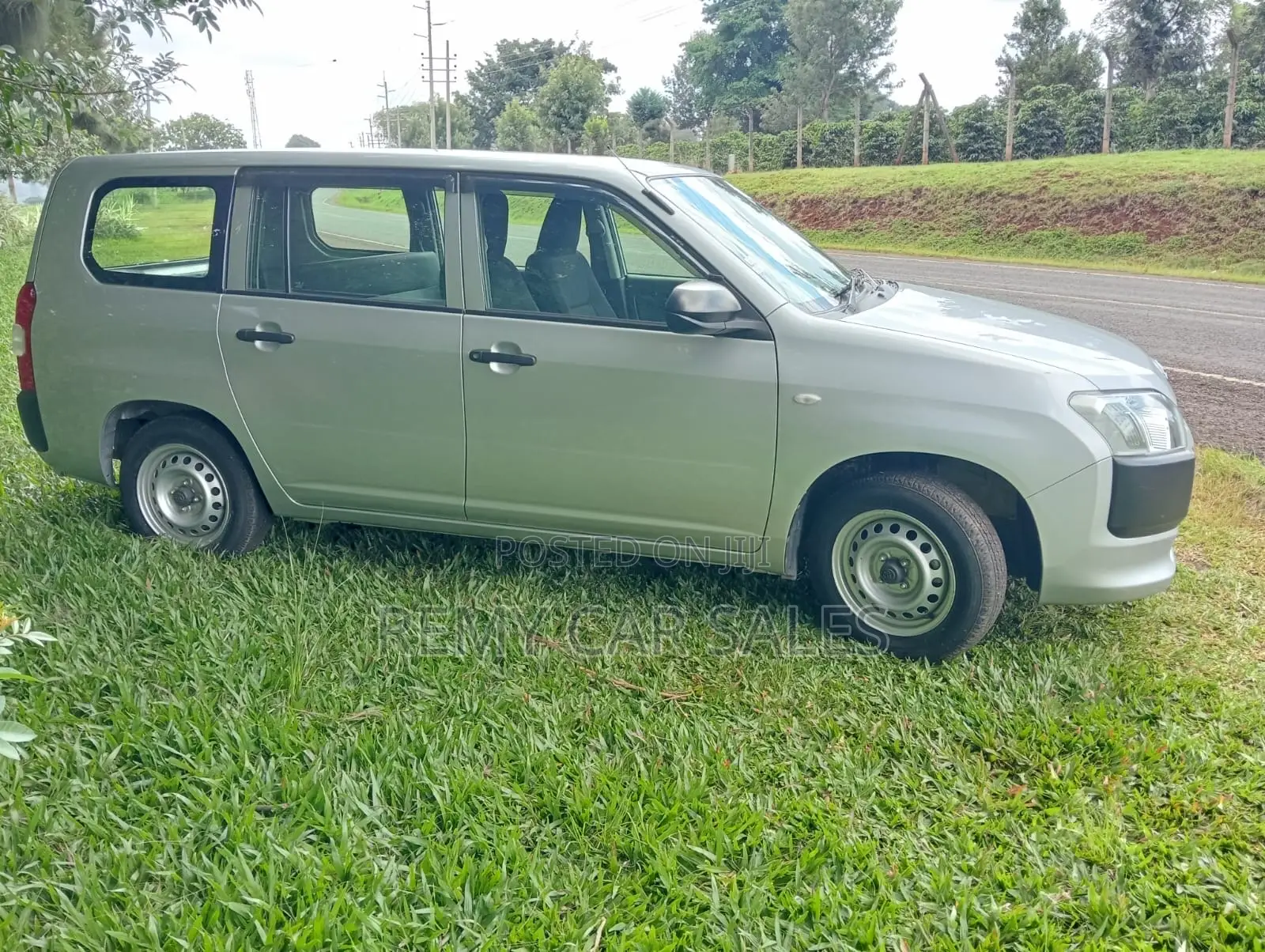 Toyota Probox 2020 Silver