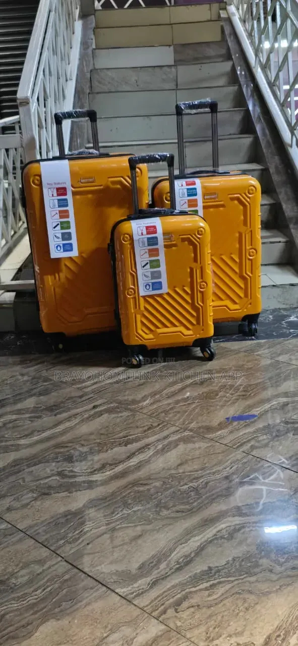 *3 In1 Luxurious Fiber Suitcase*