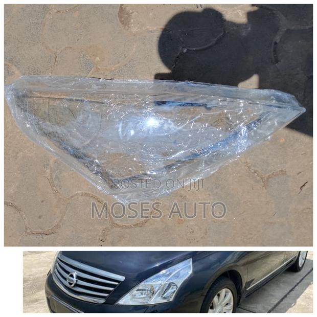 Nissan Teana J32 Headlight Lens