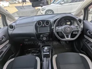 Nissan Note 2018 Silver