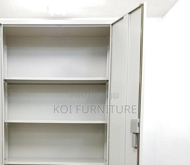 Office Cabinet; 2 Doors Executive Cabinet With Movable Shelves - thumbnail 3