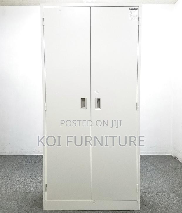 Office Cabinet; 2 Doors Executive Cabinet With Movable Shelves - thumbnail 10