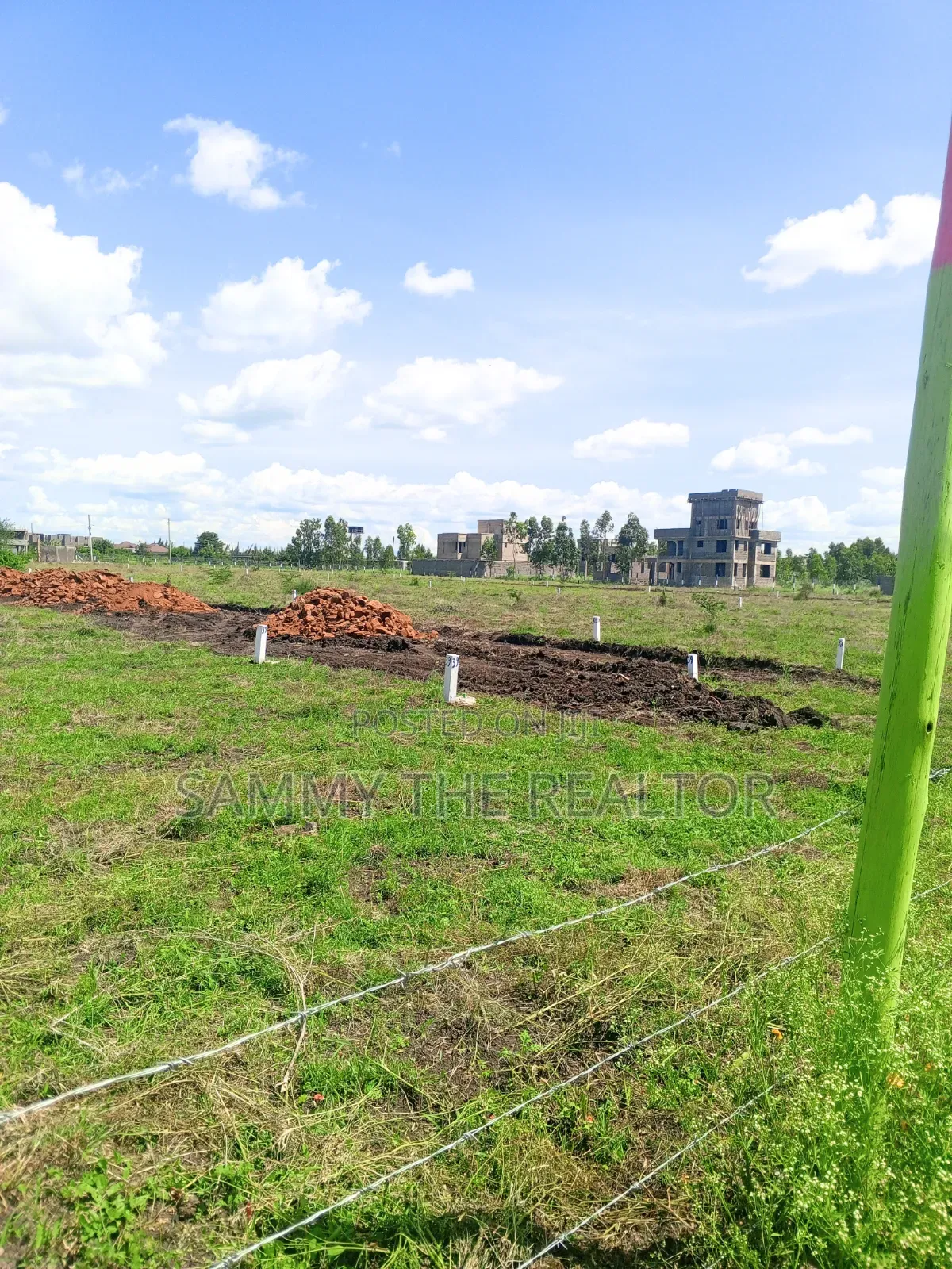 Plots for Sale in Kamulu