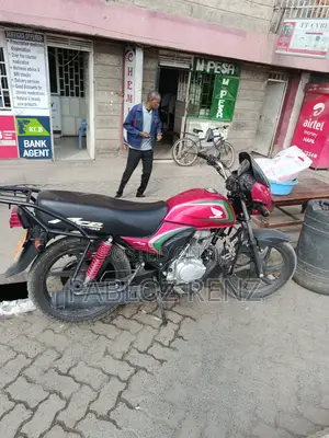 Honda 2025 Red