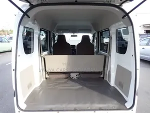 Suzuki Every Wagon 2019 White