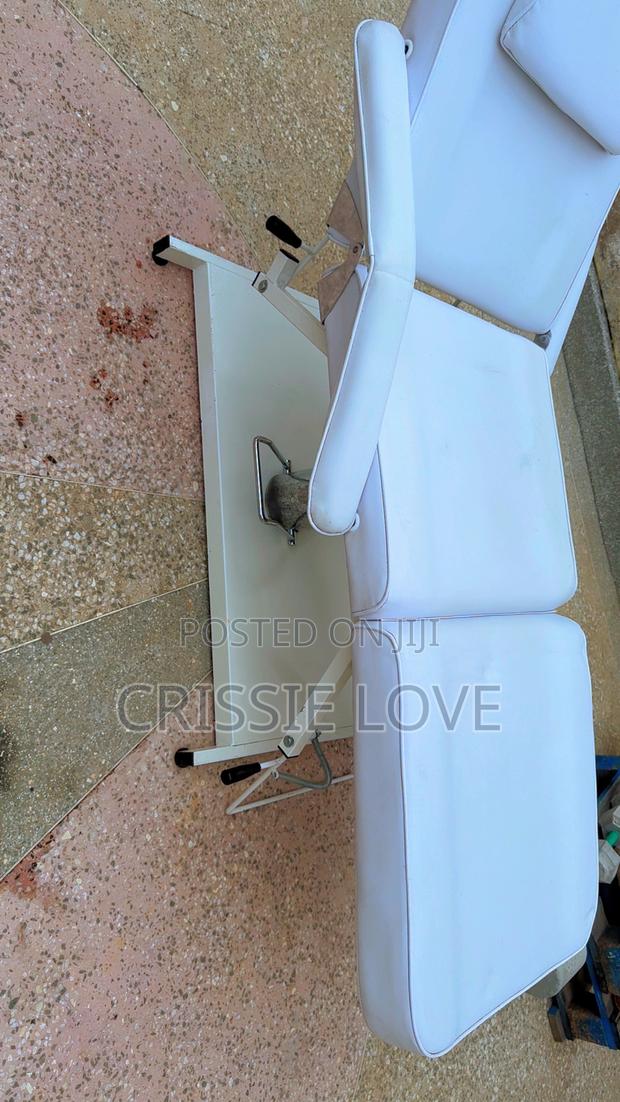 Hydraulic Imported Massage Bed - main view