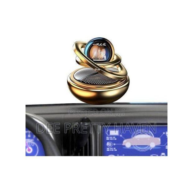 Car Interior Dashboard Air Freshener Rotating Aromatherapy