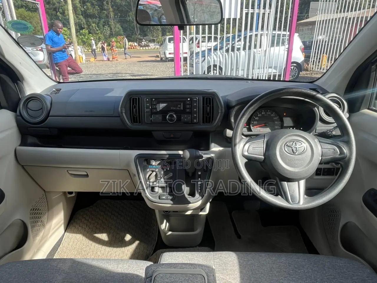 Toyota Passo 2019 Silver
