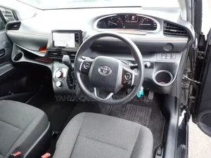 Toyota Sienta 2020 Black