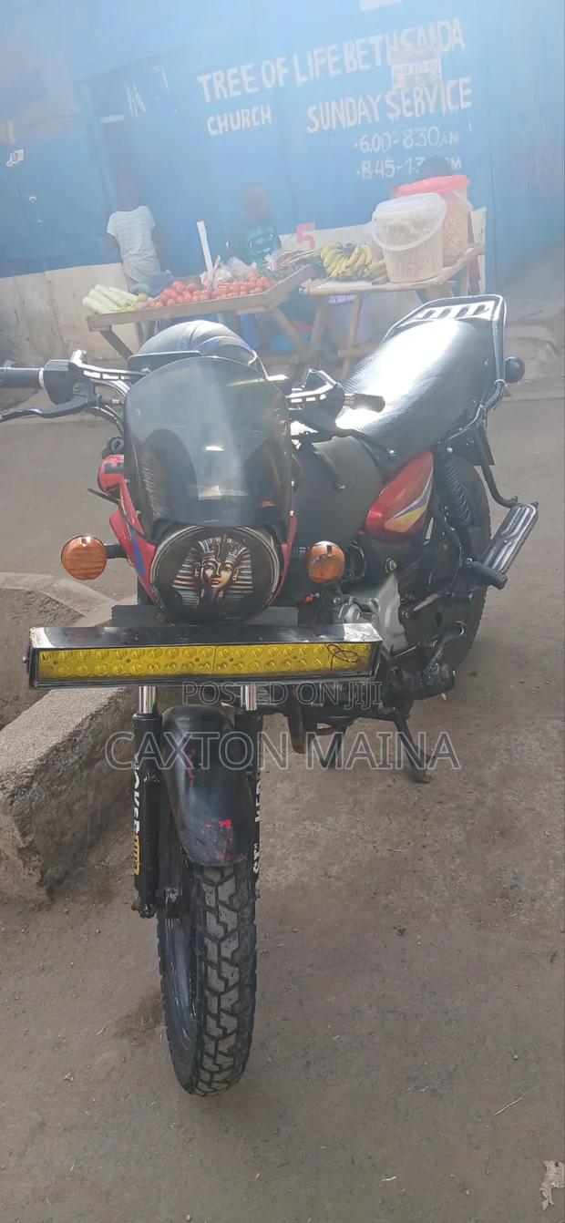Bajaj Boxer 2021 Red