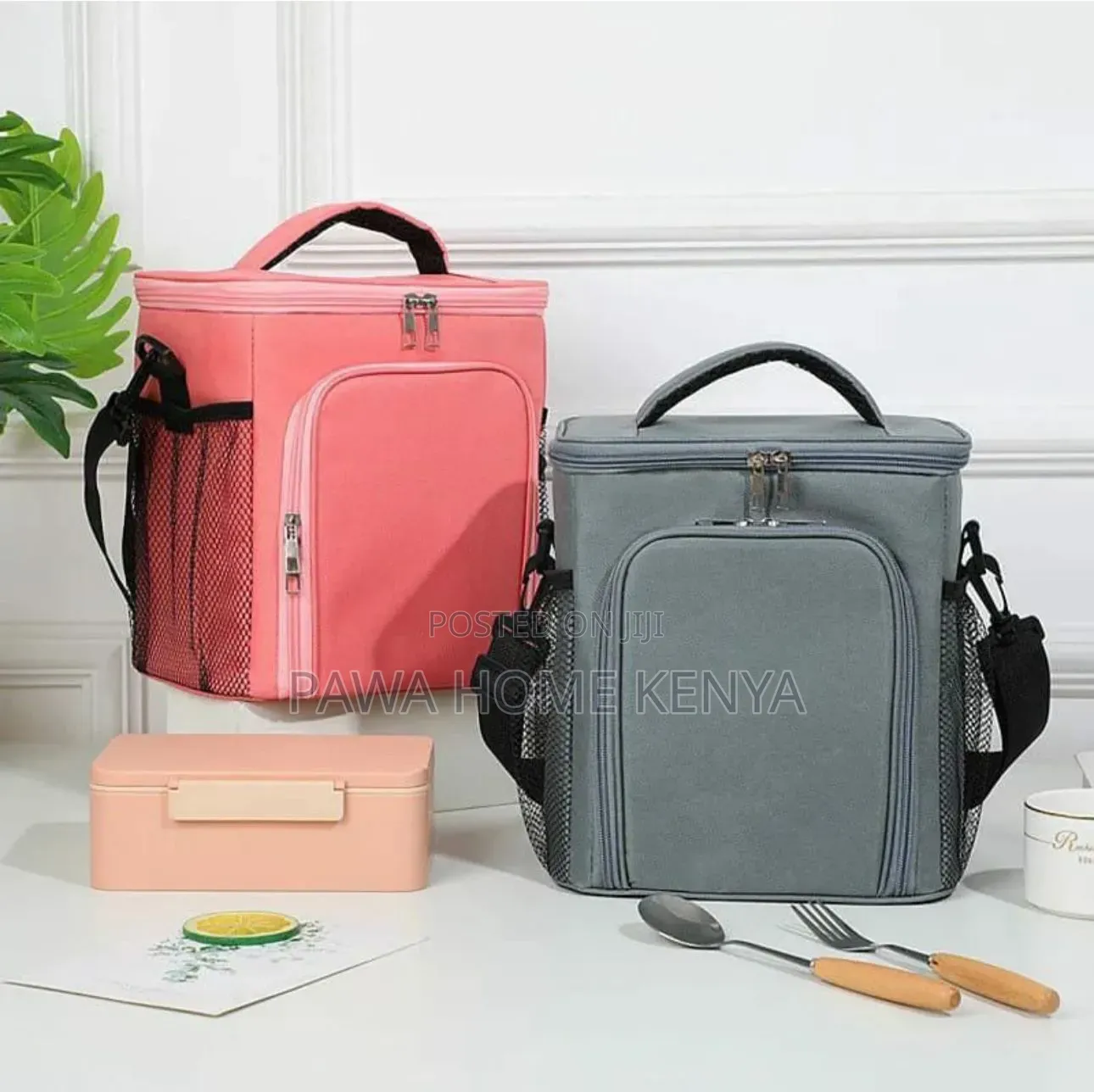 Insulated Lunch Bag With 2 Compartments