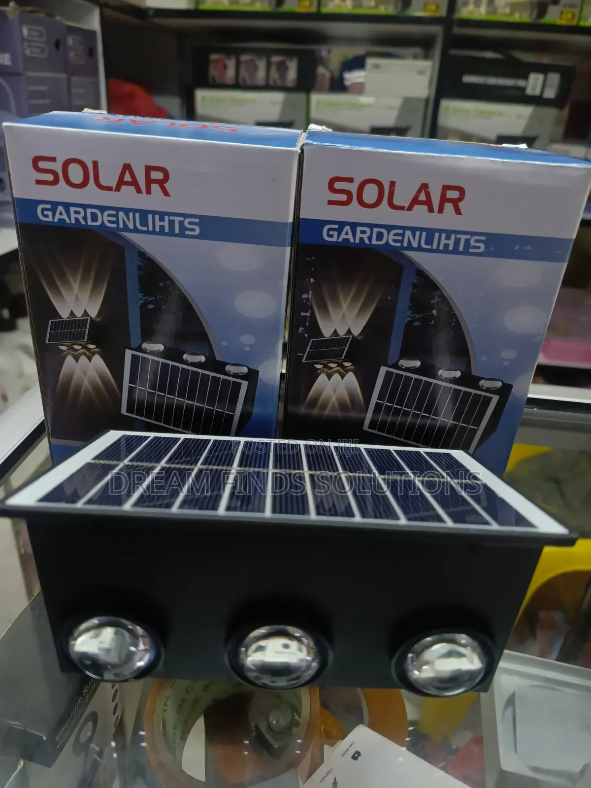 Automatic Illuminating Solar Garden Lights 