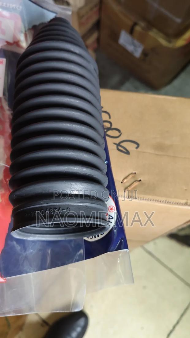 Steering Boot Isuzu Dmax 4jk1