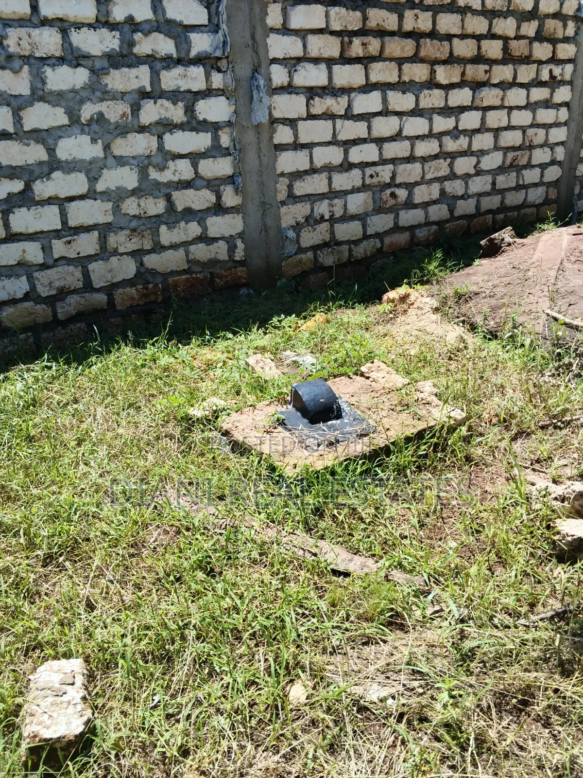 Quarter Acre Plot With Perimeter Wall