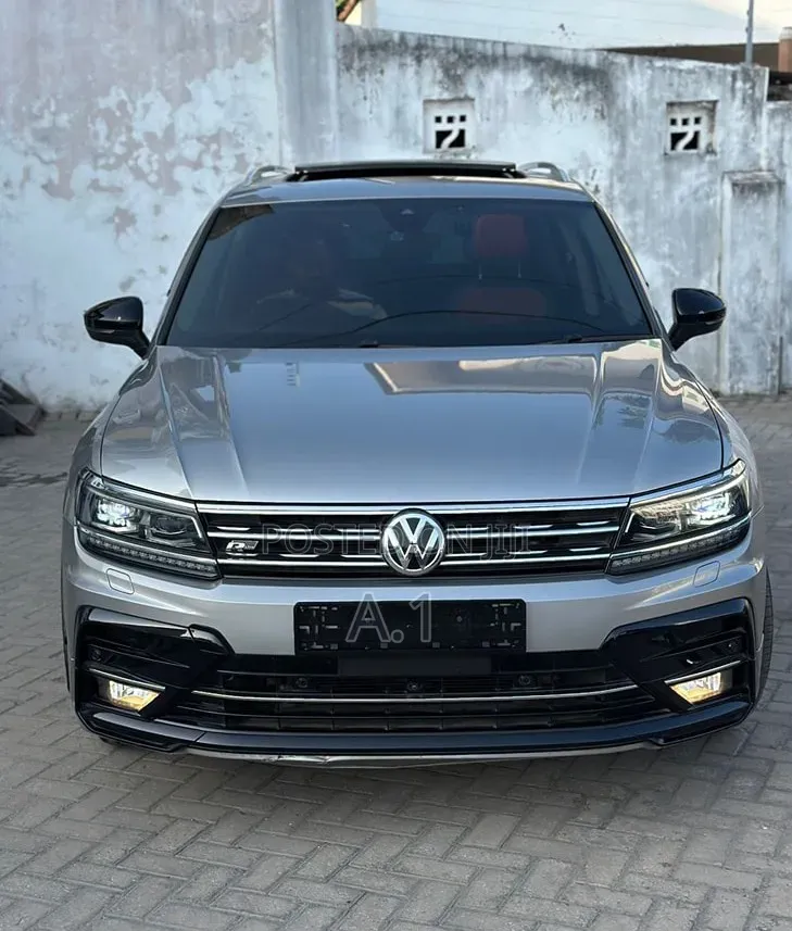 Volkswagen Tiguan 2020 Gray