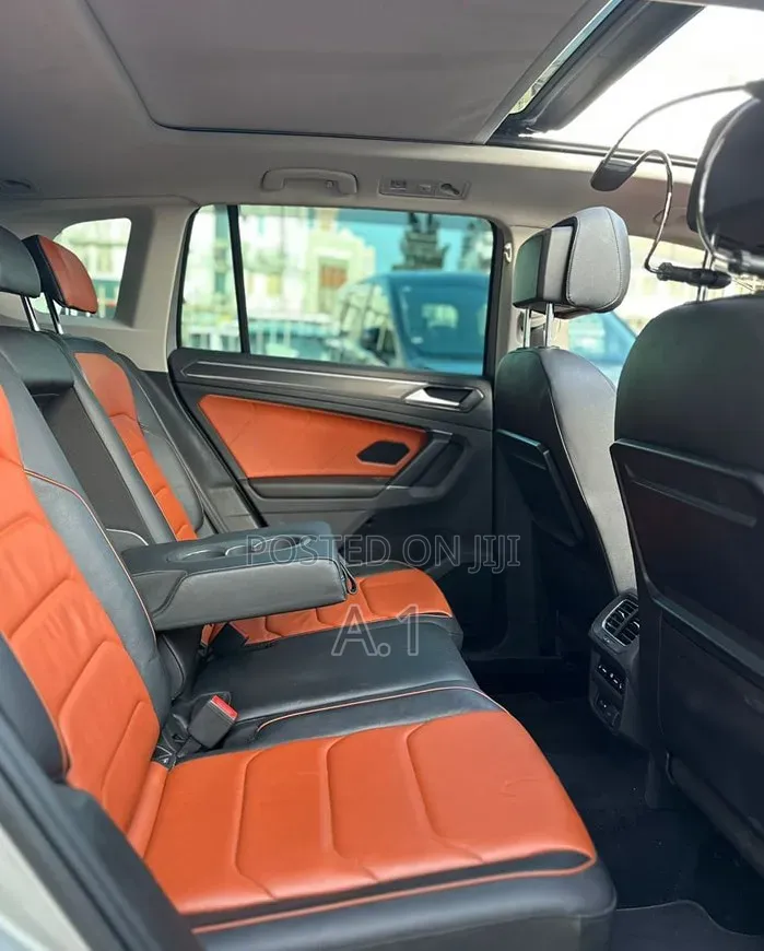 Volkswagen Tiguan 2020 Gray