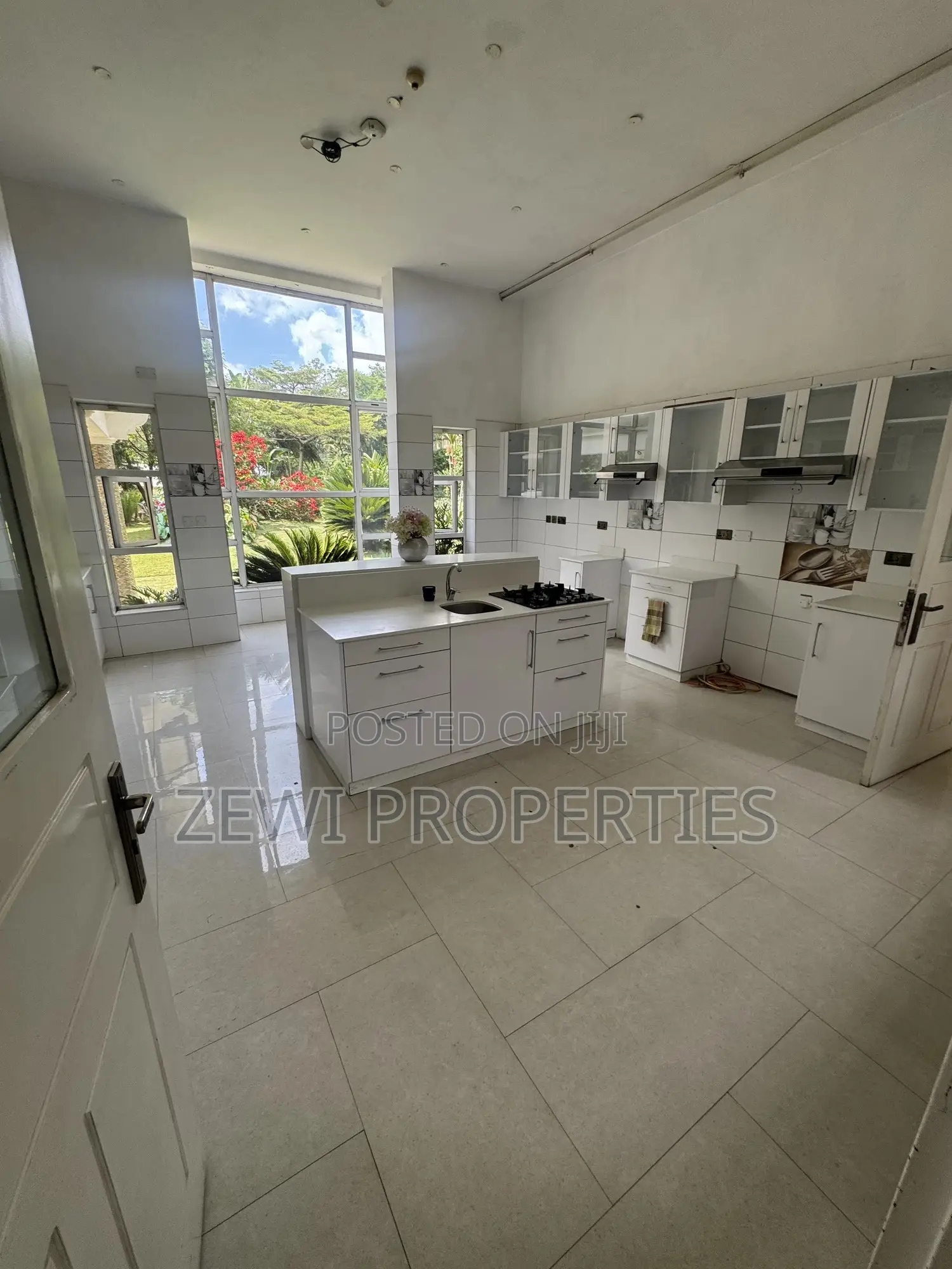 7bdrm Mansion in Muthaiga for sale