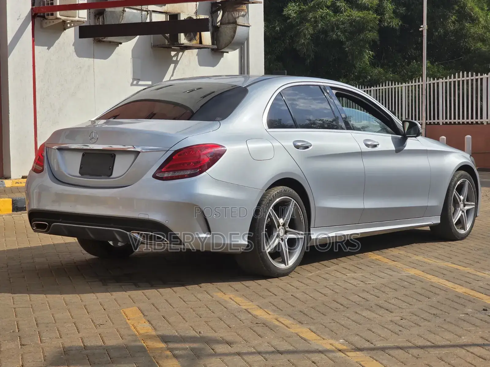 Mercedes-Benz C200 2016