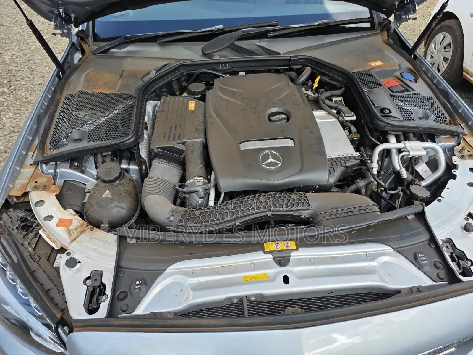 Mercedes-Benz C200 2016