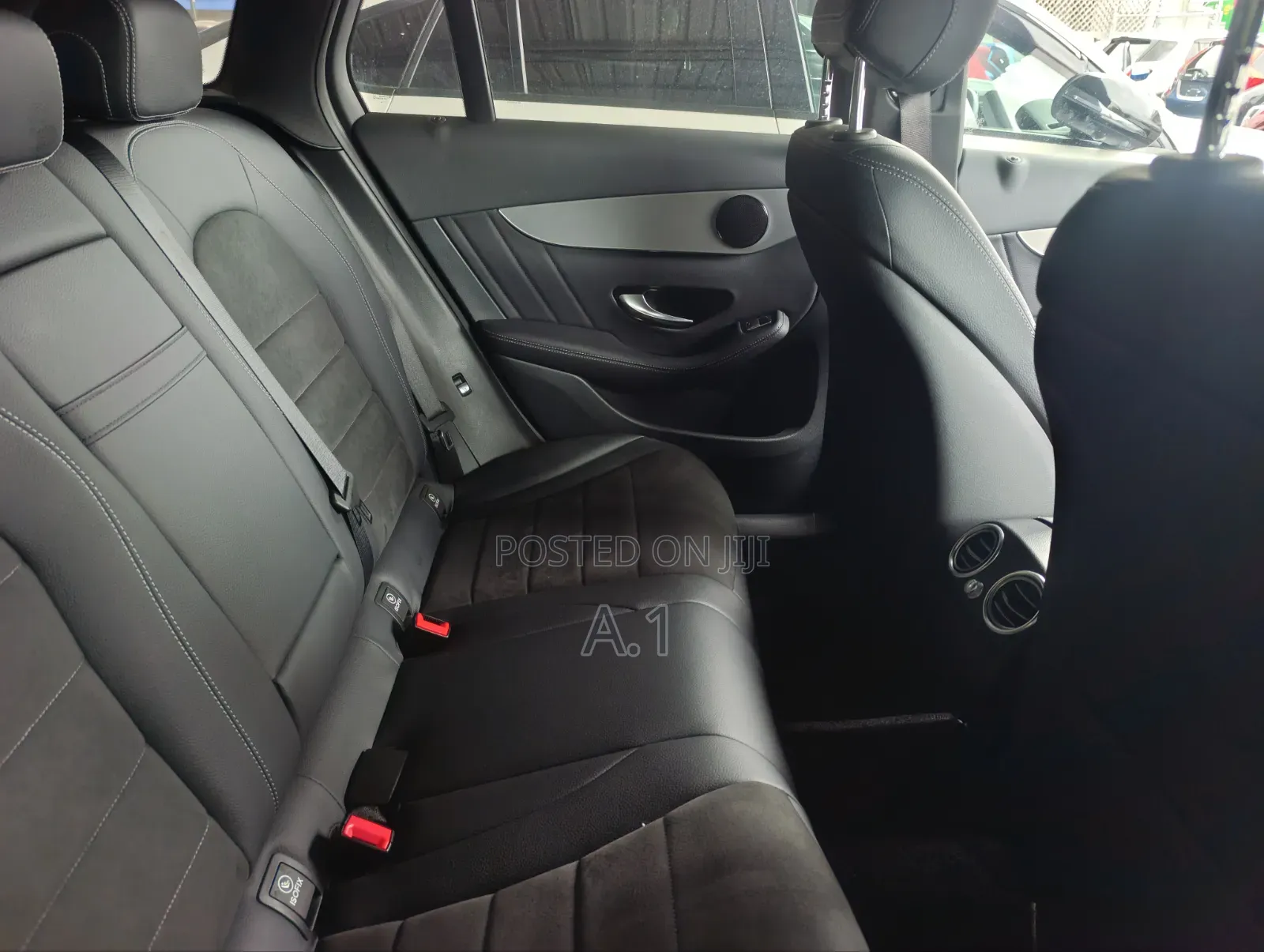 Mercedes-Benz GLC-Class 2018 Blue